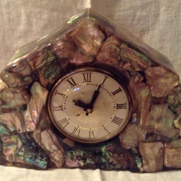 Meet your Posher, Jessica - Picture 1 of 1